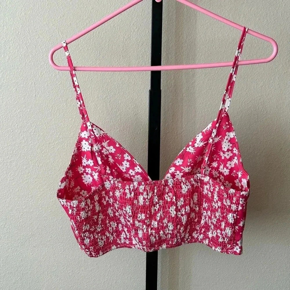 SHEIN curve 0xl cropped top - Picture 2 of 3